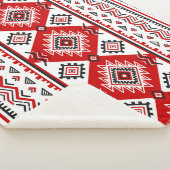 Couverture Sherpa Noir noir rouge, motifs ukrainiens. (3/4)