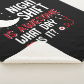 Couverture Sherpa Nurse Gift | Night Shift Is Awesome (3/4)