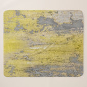 Couverture Sherpa Old gray concrete wall with peeling yellow paint. (Devant (Horizontal))