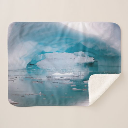 Couverture Sherpa Open Arch Iceberg | Antarctique (Devant (Horizontal))