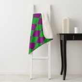 Couverture Sherpa Paillettes de diamant violet et vert (En situation)
