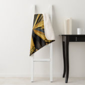 Couverture Sherpa Papillon sur fond noir (En situation)
