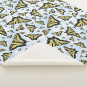 Couverture Sherpa Papillons à queue jaune Ciel bleu moyen (3/4)