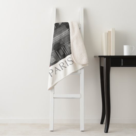 Couverture Sherpa Paris Elevages par nuit - Rouge (En situation)