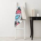 Couverture Sherpa Patchwork flamingo tropical, motif de palmier. (En situation)