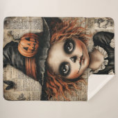 Couverture Sherpa Patchwork Whimsy : La poupée qui attend dans les o (Devant (Horizontal))