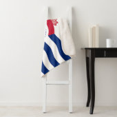 Couverture Sherpa Patriotique Sherpa Blanket avec drapeau de Cincinn (En situation)