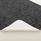 Couverture Sherpa Peau de serpent noir (3/4)