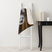 Couverture Sherpa Peinture Keeshond Playtime - Jolie art original ch (En situation)