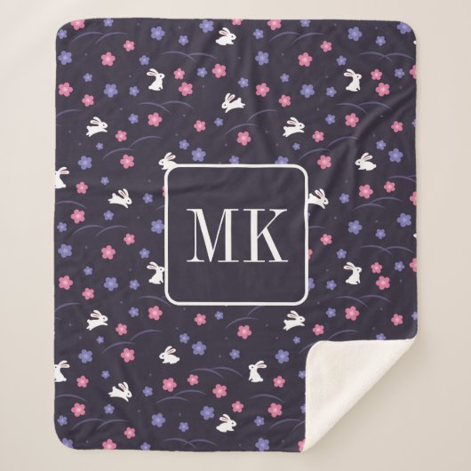 Couverture Sherpa Petit lapin Lapin Motif Monogramme Initiales viole (Devant)