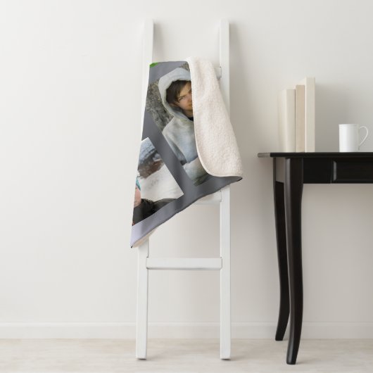 Couverture Sherpa Petite-mère de collage photo argent (En situation)