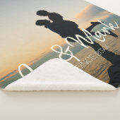 Couverture Sherpa Photo volée. La typographie du nom et de l'année. (3/4)