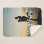 Couverture Sherpa Photo volée. La typographie du nom et de l'année. (Devant (Horizontal))