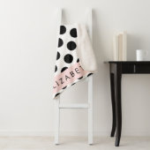 Couverture Sherpa Pois noirs et blancs, pointillés, Votre nom (En situation)