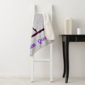 Couverture Sherpa Poutres de gymnastique Queen violet / Argent (En situation)