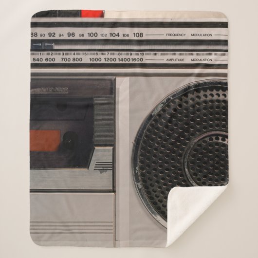 Couverture Sherpa Radiocassette radio stéréo portable rétro obsolète (Devant)