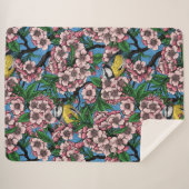 Couverture Sherpa Rameaux bleus dans le cerisier en fleurs sur le bl (Devant (Horizontal))