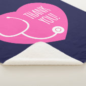 Couverture Sherpa Remerciements| Stéthoscope à coeur rose (3/4)