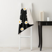 Couverture Sherpa Retro Black Daisy 70's Hippie Nom personnalisé (En situation)