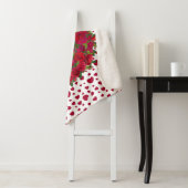 Couverture Sherpa Romantic Red Dark Pink Roses Photo Border (En situation)