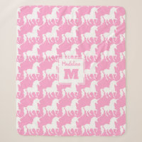 Rose blanc de motif de silhouette de licorne