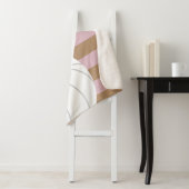 Couverture Sherpa Rose & Café glacé Giant Volleyball rayé (En situation)