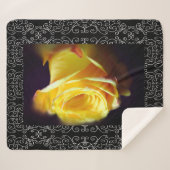 Couverture Sherpa Rose jaune mou (Devant (Horizontal))