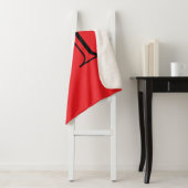 Couverture Sherpa Rouge & Noir Initiale Personnalisée (En situation)