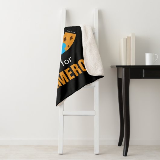 Couverture Sherpa Rue Sésame | C est pour Cookie Monster (En situation)