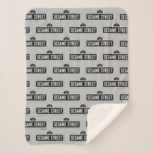 Couverture Sherpa Rue Sésame Logo B&W
