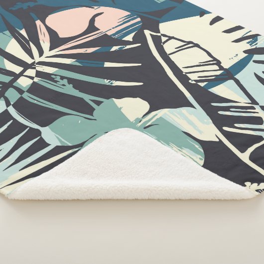 Couverture Sherpa Seamless exotic pattern with tropical plants and a (3/4)