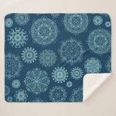 Couverture Sherpa Seamless pattern with laced snowflakespattern,arab (Devant (Horizontal))