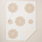 Couverture Sherpa Sherpa Blanket with Mandala Patterns in Soft Brown (Devant)