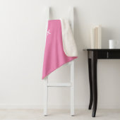 Couverture Sherpa Simple minimal pink bridesmaid add name year text  (En situation)