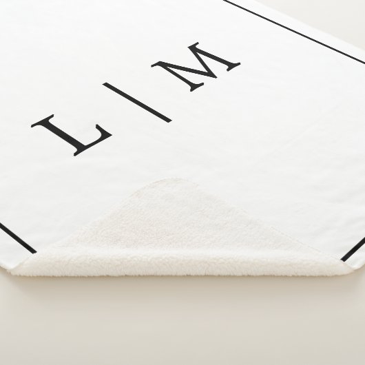 Couverture Sherpa Simple Monogramme classique noir et blanc minimali (3/4)