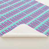 Couverture Sherpa Skis violets sur arrière - plan bleu (3/4)