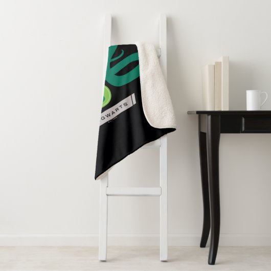 Couverture Sherpa SLYTHERIN™ House Double Snake Locket Graphique (En situation)