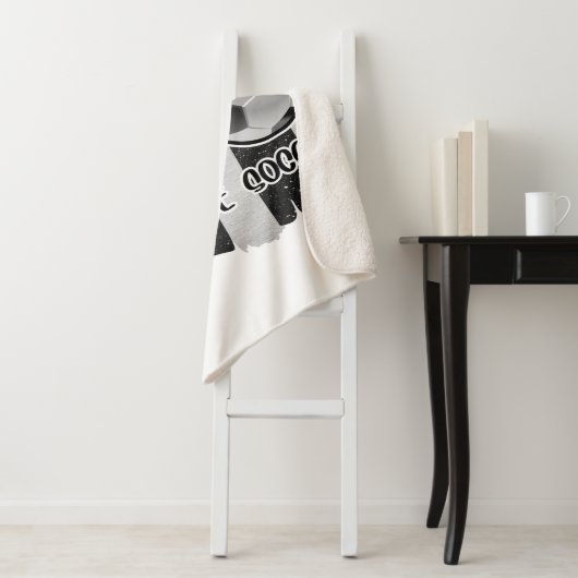 Couverture Sherpa Soccer paix et amour (En situation)