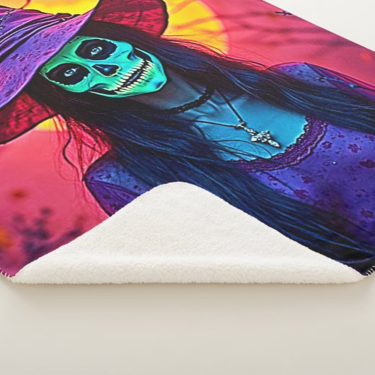 Couverture Sherpa Sorcière d'Halloween avec conception de visage crâ (3/4)