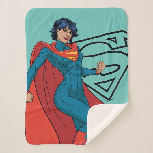 Couverture Sherpa Supergirl Hovering en costume bleu (Devant)