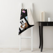 Couverture Sherpa Sweet 16 noir photo collage nom fille (En situation)