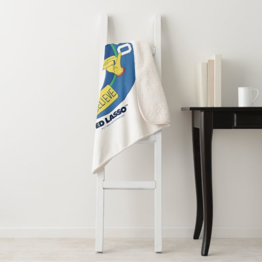 Couverture Sherpa Ted Lasso | Team Lasso Tea Iconic Avatar (En situation)