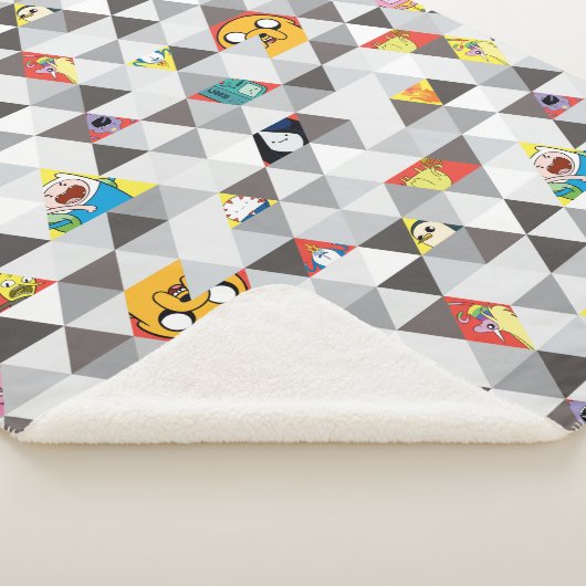 Couverture Sherpa Temps d'aventure | Motif de caractères triangulair (3/4)