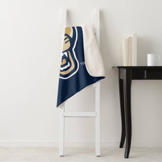 Couverture Sherpa Tête de la Panthère FIU (En situation)