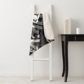 Couverture Sherpa Tout nom Personnalisable Créatif Noir & Blanc (En situation)