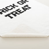 Couverture Sherpa Trick ou. Traiter Halloween éffrayant noir simple  (3/4)