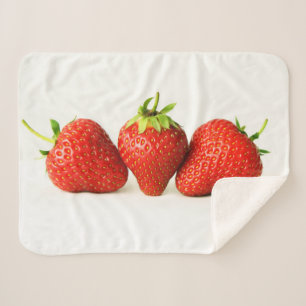 Couverture Sherpa Trois Fraises Sur Blanc Sbcn Blanche Sherpa Blanch