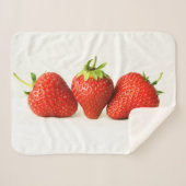 Couverture Sherpa Trois Fraises Sur Sbcna Blanc (Devant (Horizontal))