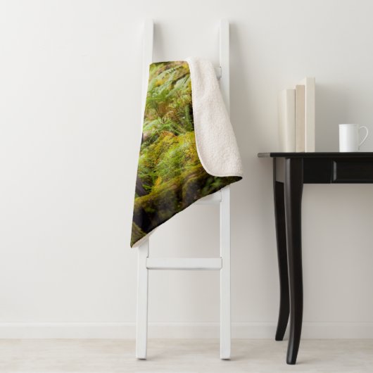 Couverture Sherpa Trois Vaches De Elk Roosevelt Regardant Vue (En situation)