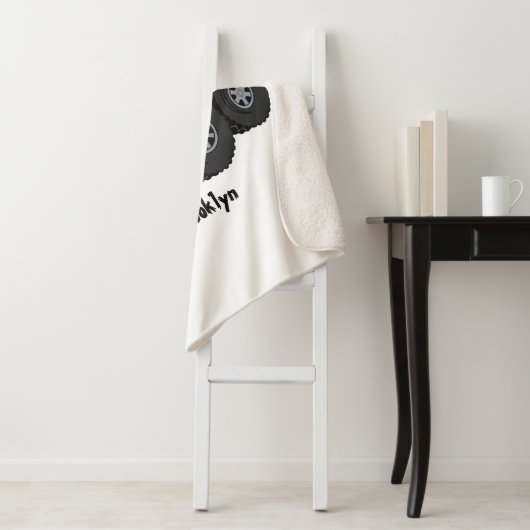 Couverture Sherpa Un Pink Monster Cartoon (En situation)